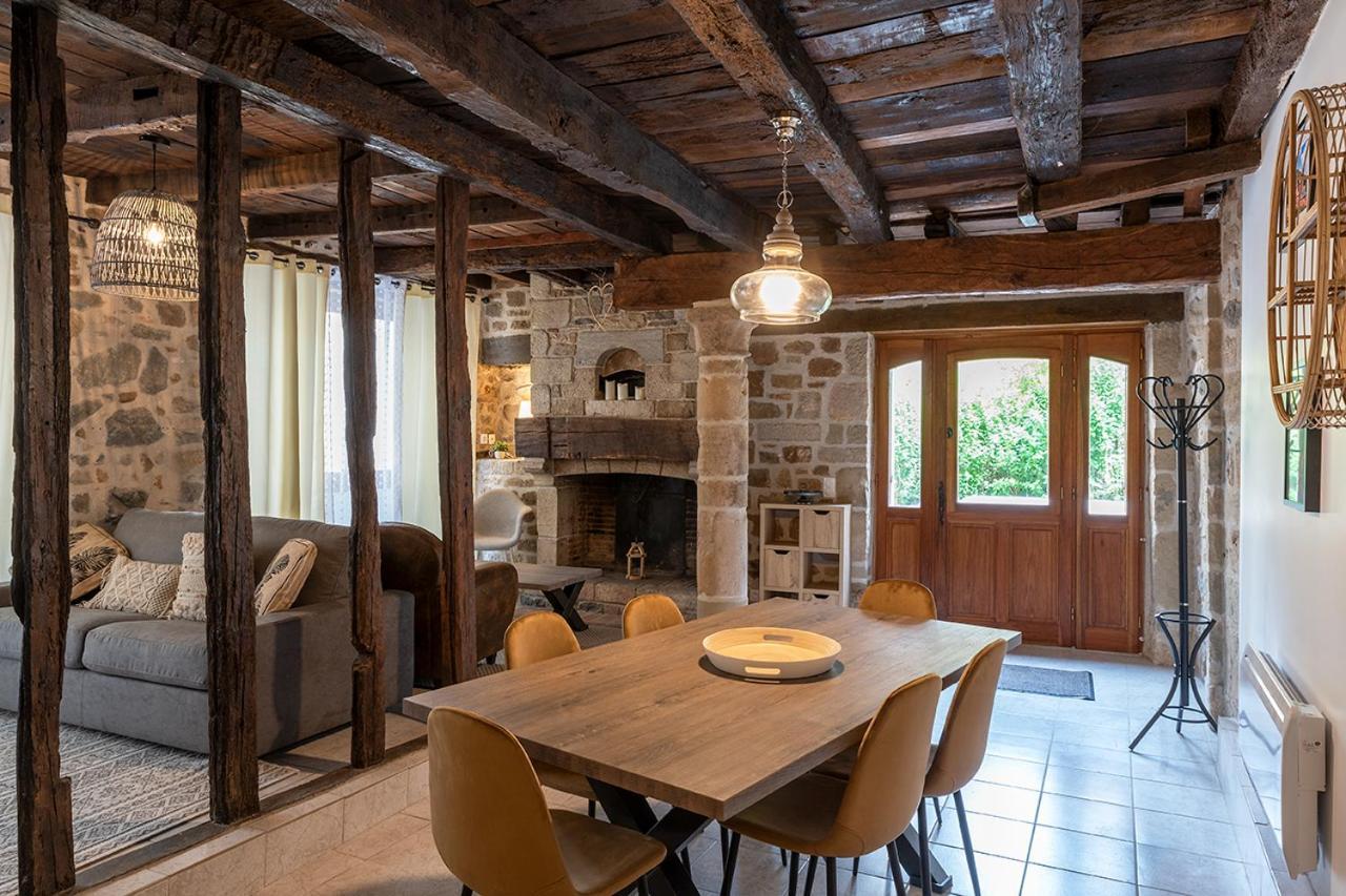 דירות ביוליו-סור-דורדון Logis Face A L'Abbatiale מראה חיצוני תמונה
